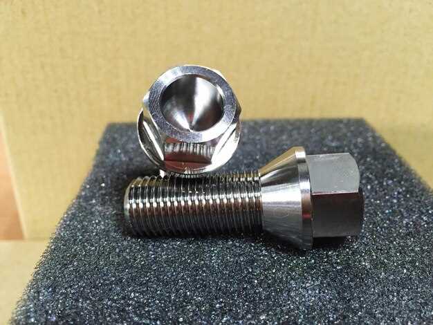 Пошаговая замена болтов крепления защиты двигателя