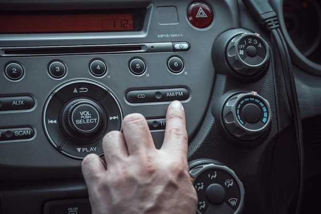 Этапы подключения кнопок руля к магнитоле Kenwood KXMH704