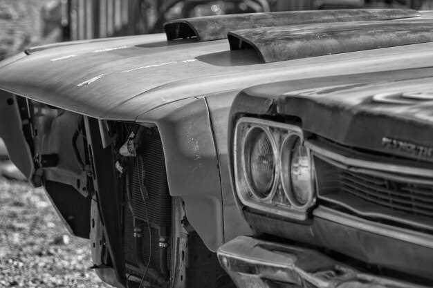 Обработка стыков и прикатка герметика