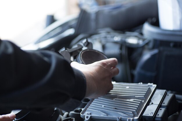 Замена поврежденных или изношенных элементов системы