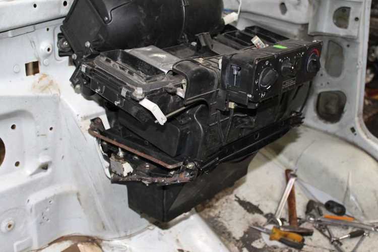 Установка устройства на место после демонтажа