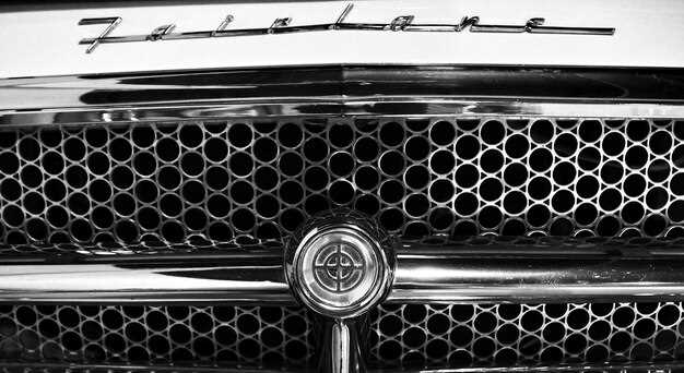 Лучшие магазины и онлайн-платформы для приобретения решётки на Dodge Caliber