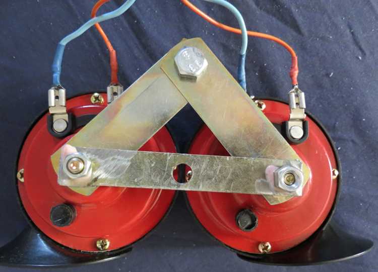 Разборка и осмотр сигнализации на наличие механических повреждений