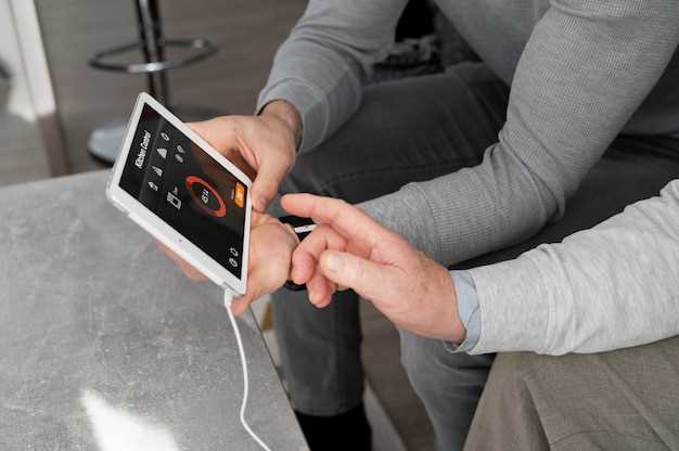 Отсоединение тросика от приборной панели и коробки передач