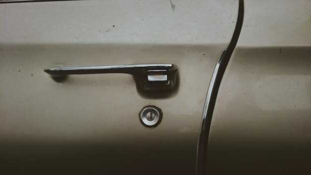 Причины деформации кузова и провисания двери