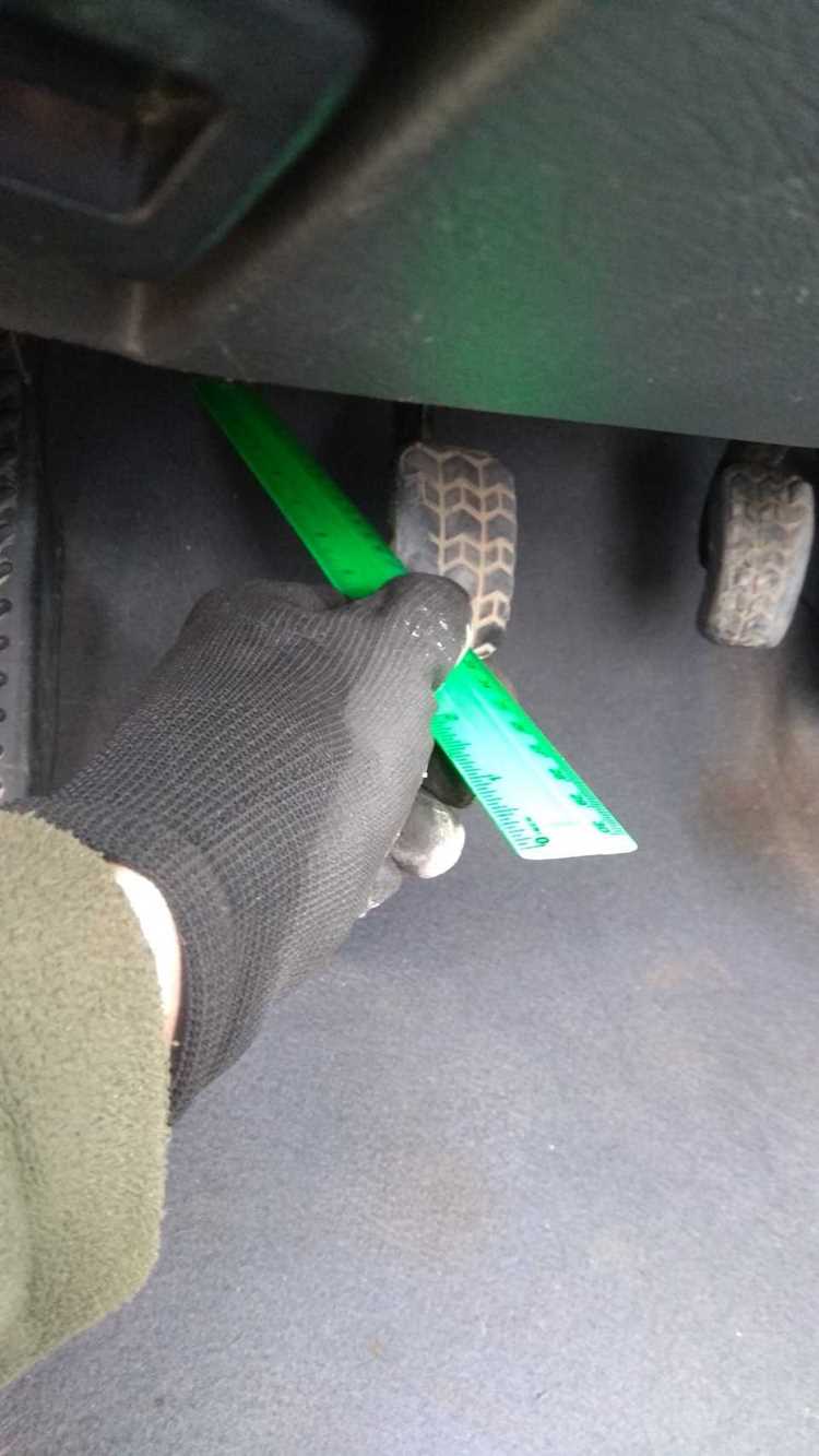 Влияние материала на взаимодействие с шаром