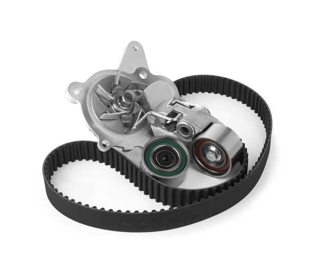 Шаги снятия старого ремня: подготовка и последовательность