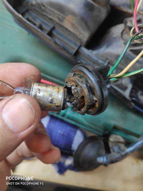 Необходимые инструменты для замены лампы