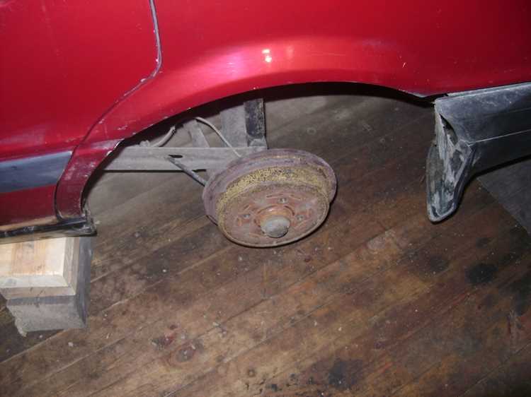 Подготовка автомобиля: подъем и фиксация