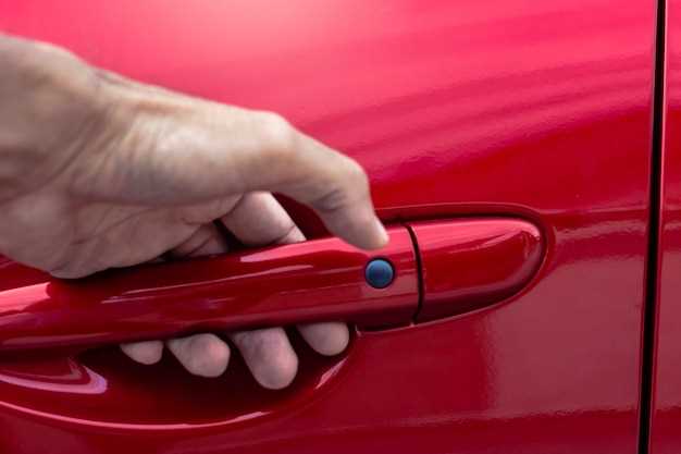 Подготовка к замене замка капота: инструменты, снятие и диагностика