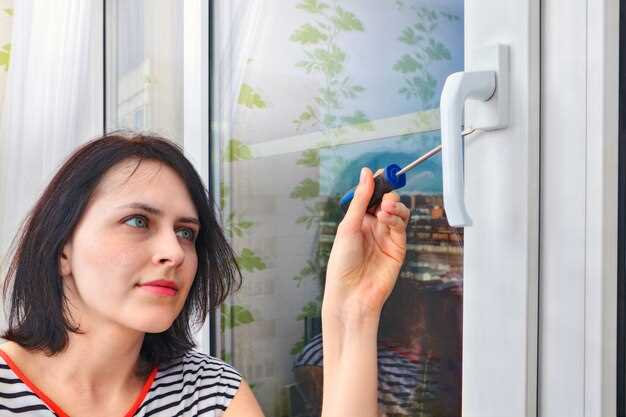 Разборка двери и демонтаж старого замка