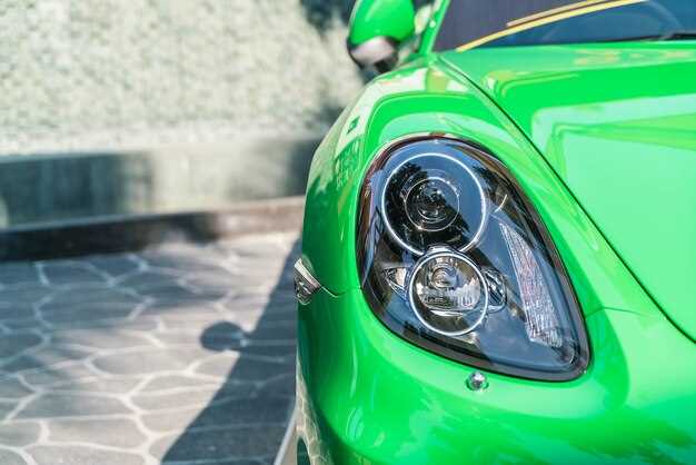 Уличный внешний тюнинг: вставки, линзы, графика